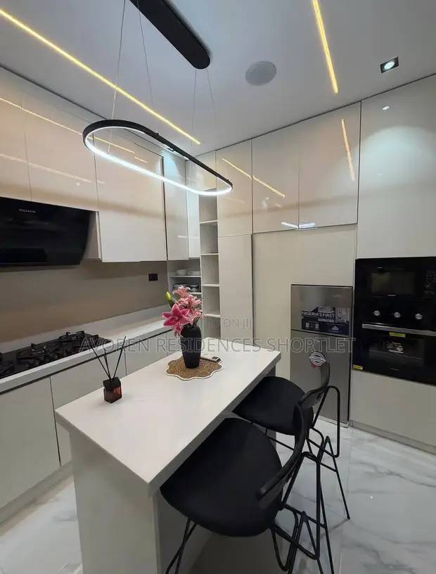 Crystal Home